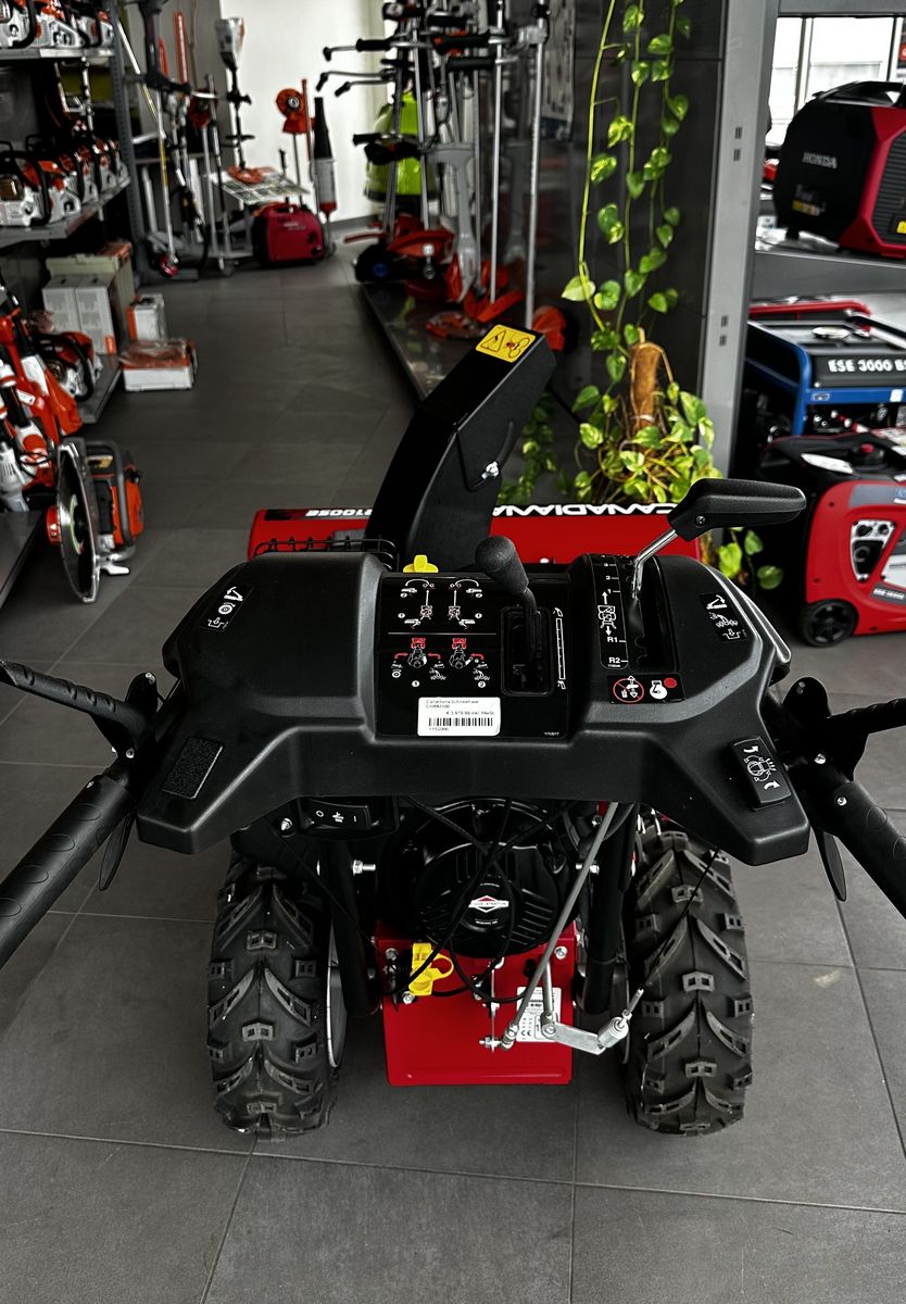 Canadiana CH84 2100 SE 3