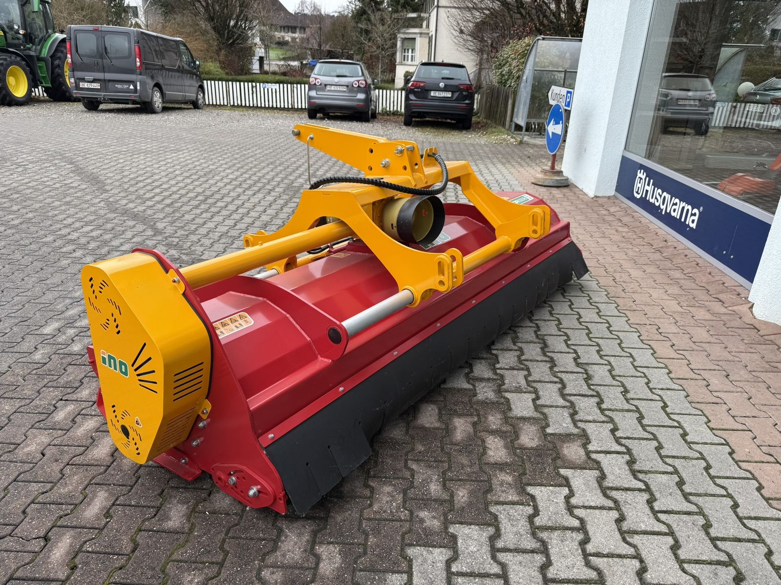 Ino INO Dominator 280 3