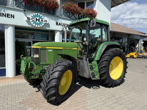 John Deere 6910