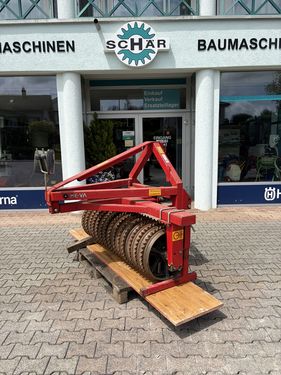 HE-VA 1 153