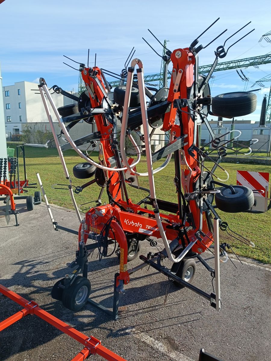 Kubota TE8590 ProLine Anbauzettwender 1