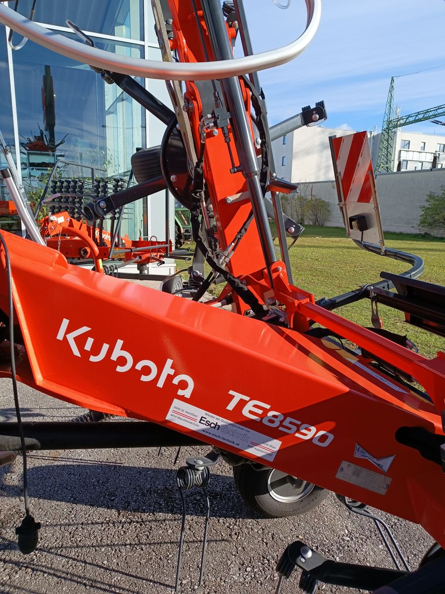 Kubota TE8590 ProLine Anbauzettwender 2