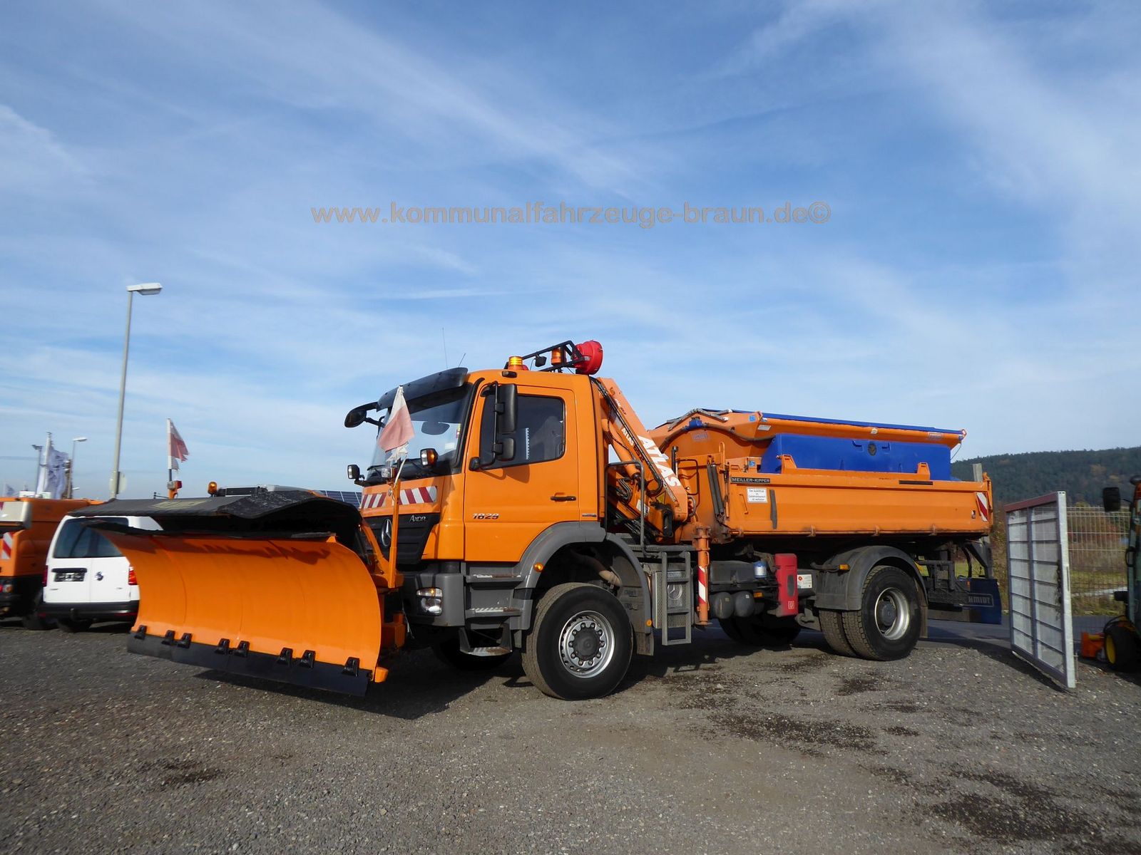 Mercedes Benz Axor 1829 4x4 BL*Winterdienst*Streuer 5m³+P 2