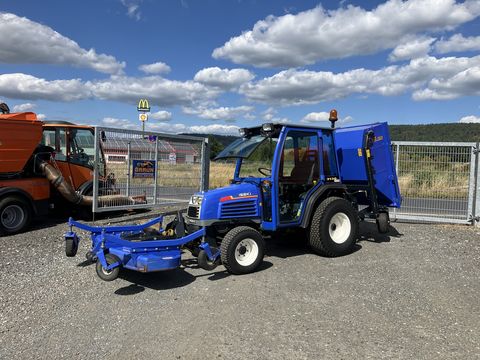 Iseki 3130 4x4 Winterdienst+Mäheinheit*Schneefrä