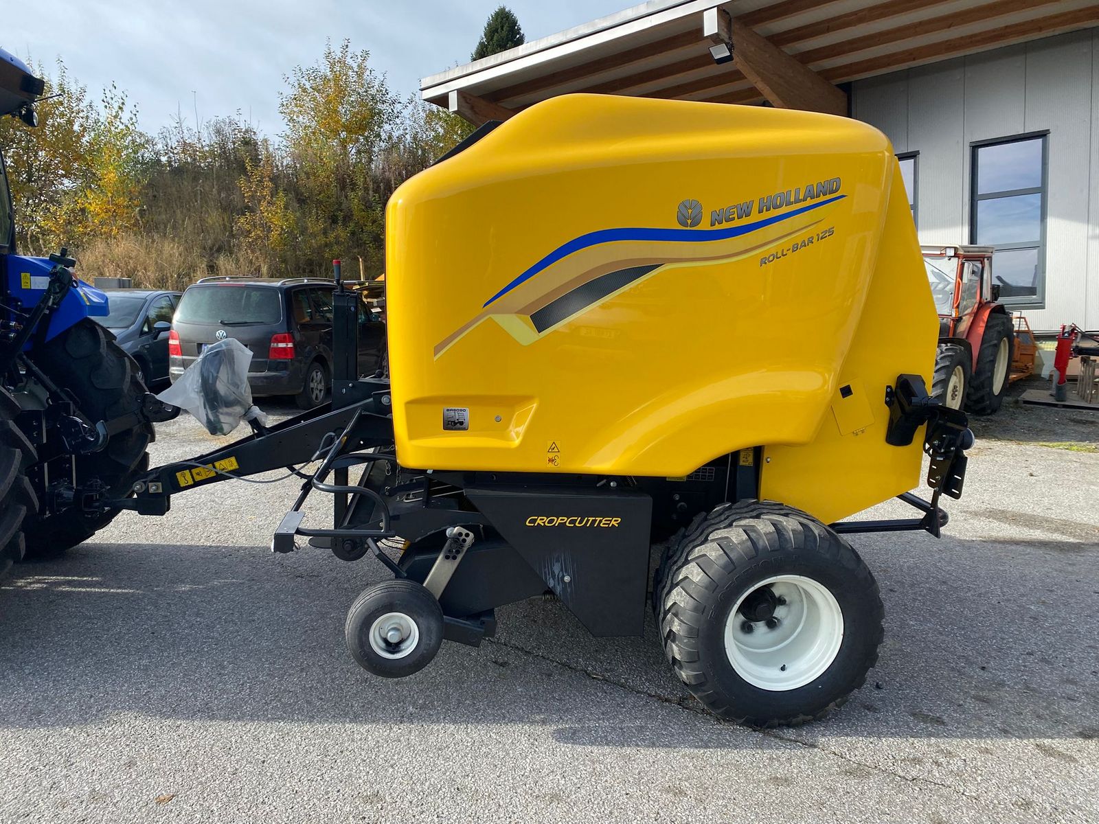 New Holland Roll Bar 125 2
