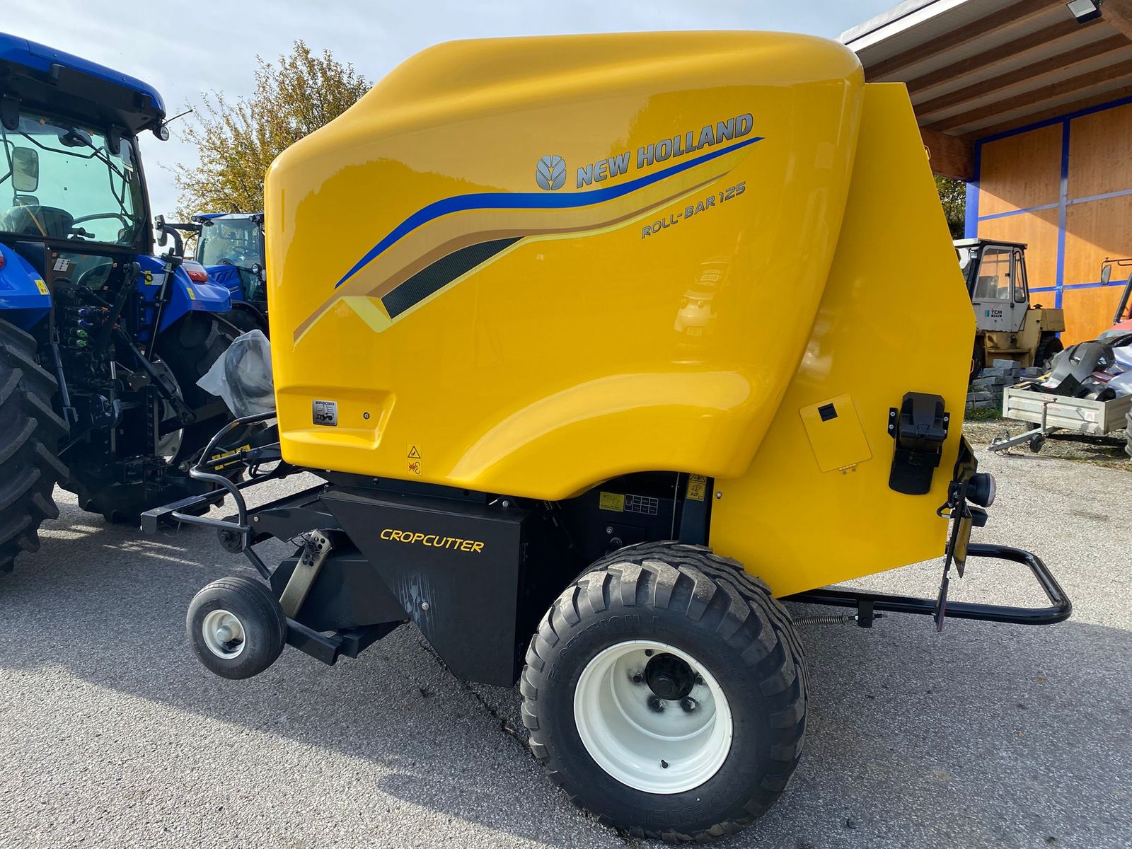 New Holland Roll Bar 125 3