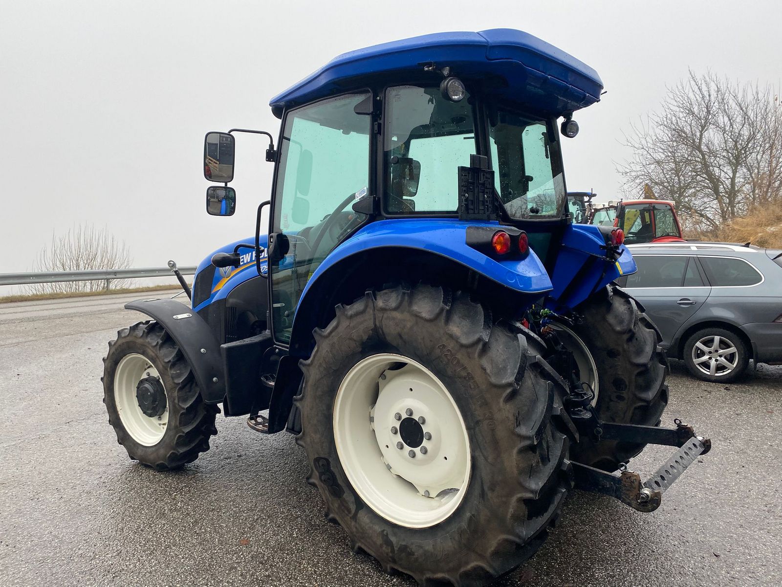New Holland TD5.85 (Tier 4A) 3