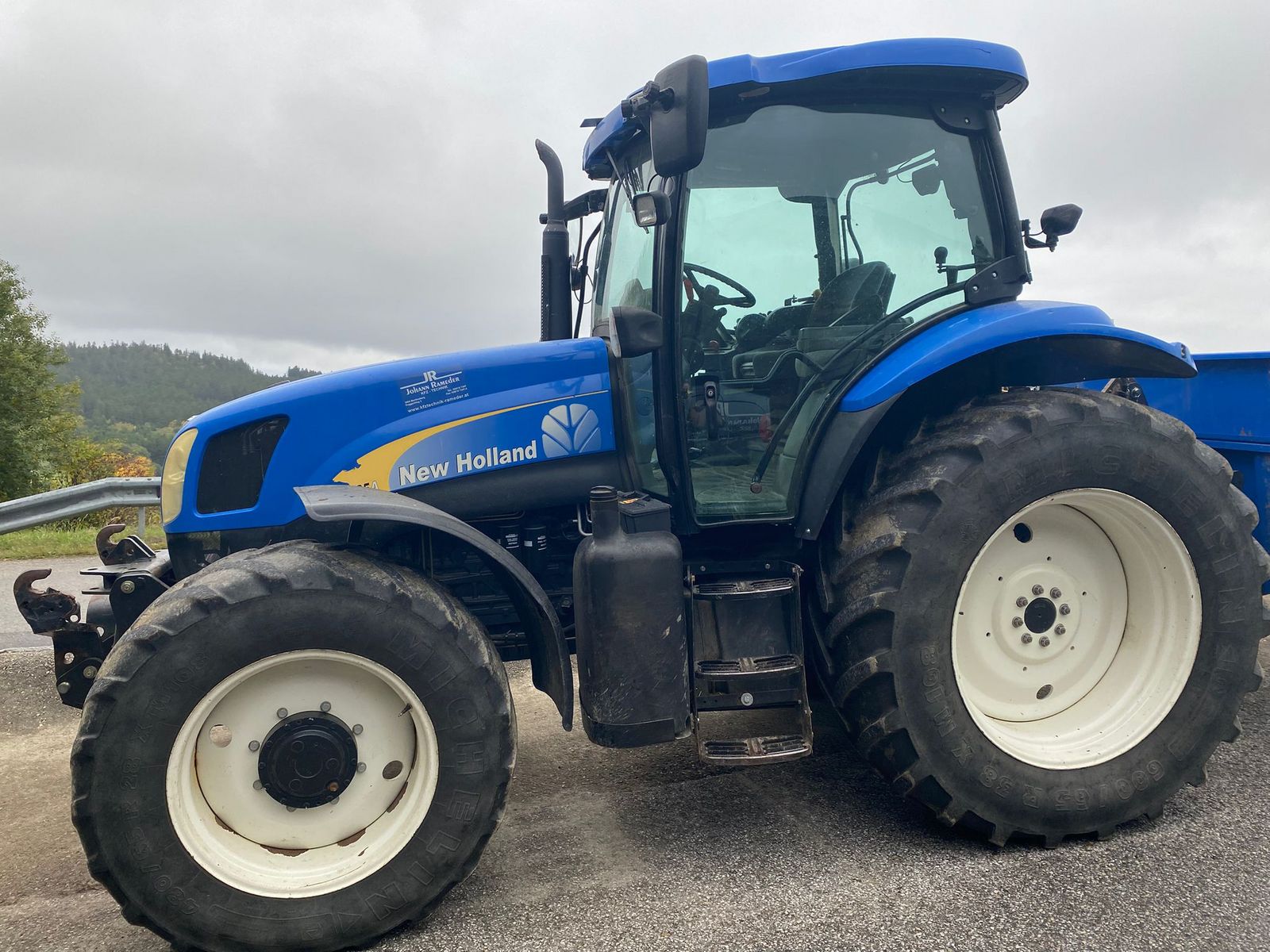 New Holland TS125A Plus 3
