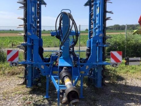 Lemken ZIRKON 12 MIT FAHRWERK