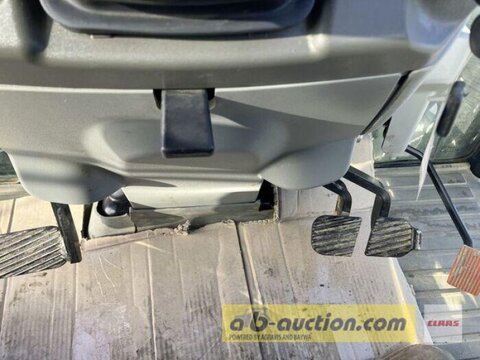 Claas NEXOS 240 L KABINE  ADVANCED 2