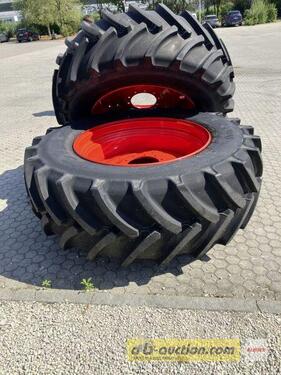 Claas 650/65R42 + 540/65R30 RÄDER JE