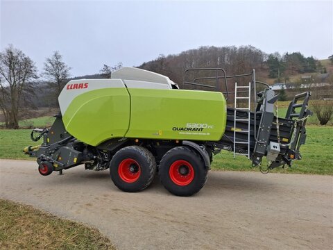 Claas Quadrant 5300 FC 3