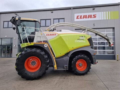 CLAAS Jaguar 980 + Orbis 900