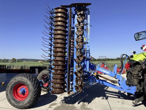 Lemken ZIRKON 12 MIT FAHRWERK