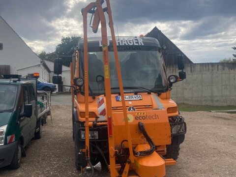 Mercedes Unimog U 405 Gießaufbau 3