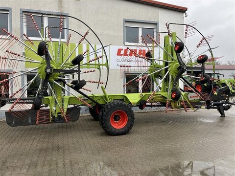 <strong>CLAAS LINER 4800 TRE</strong><br />