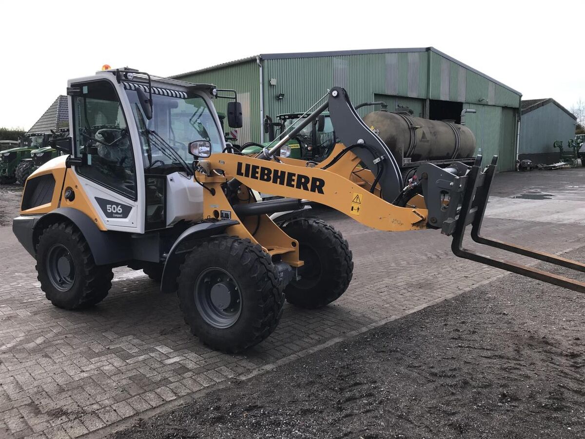 Liebherr 506 Compact 2