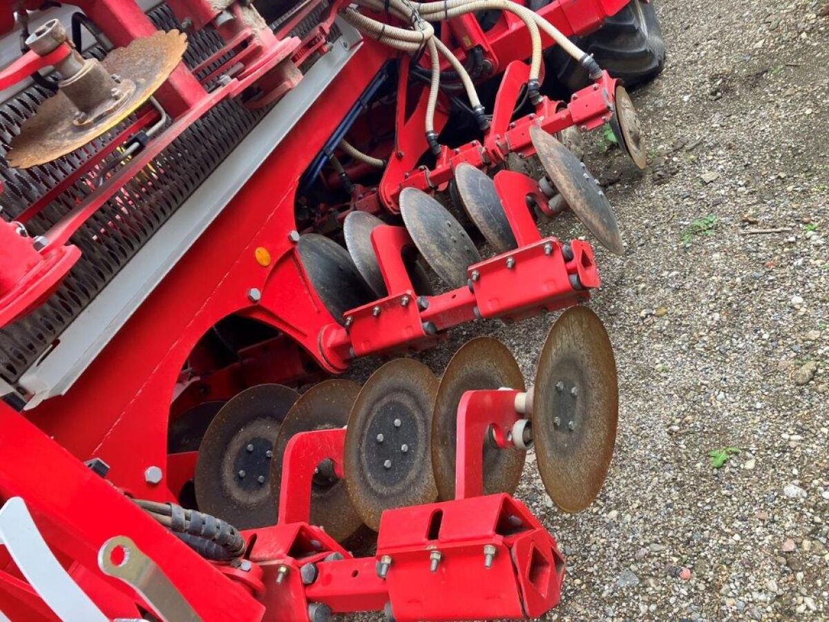 Pöttinger Terrasem C4 3