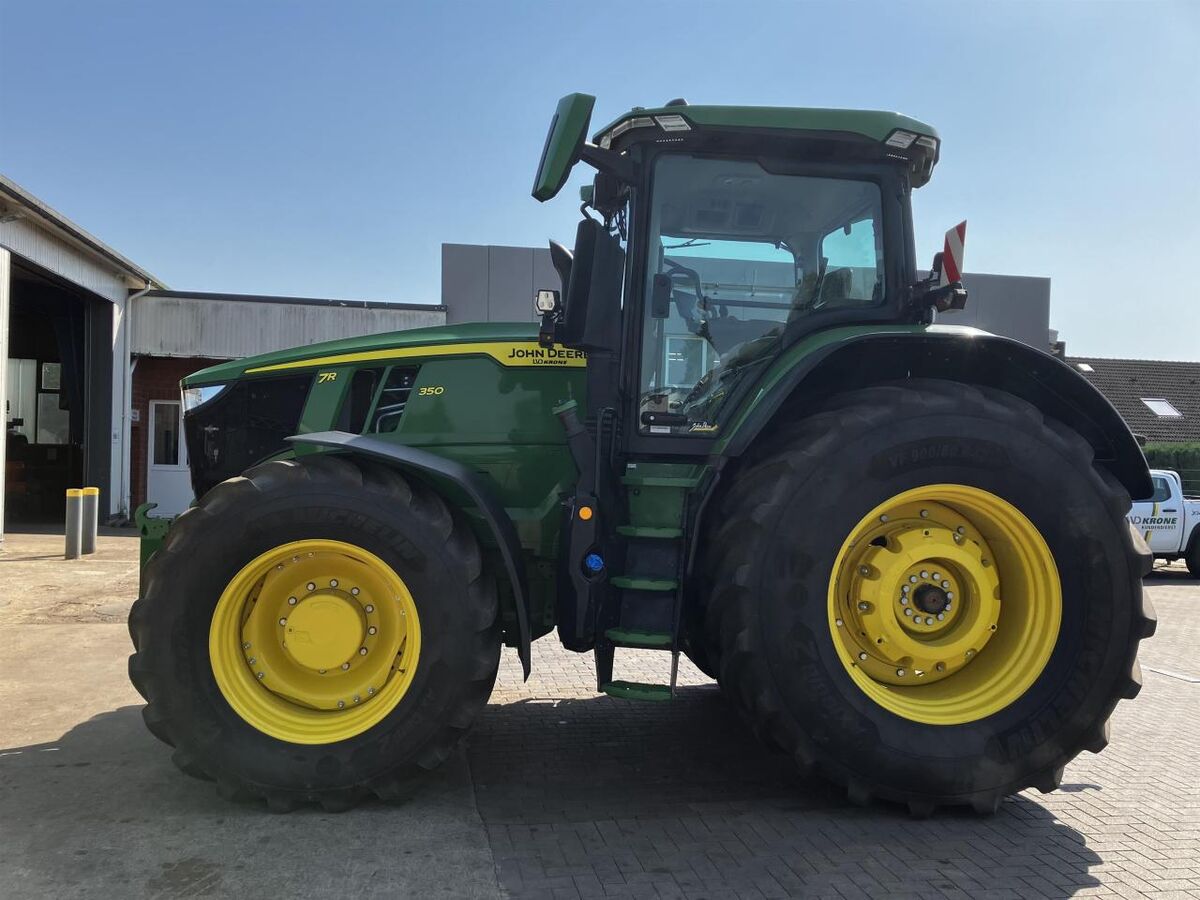 John Deere 7R 350 1