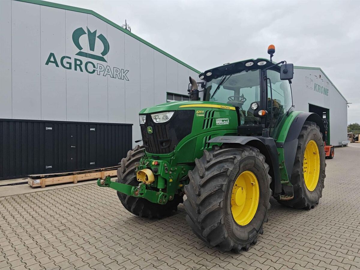 John Deere 6210R 1