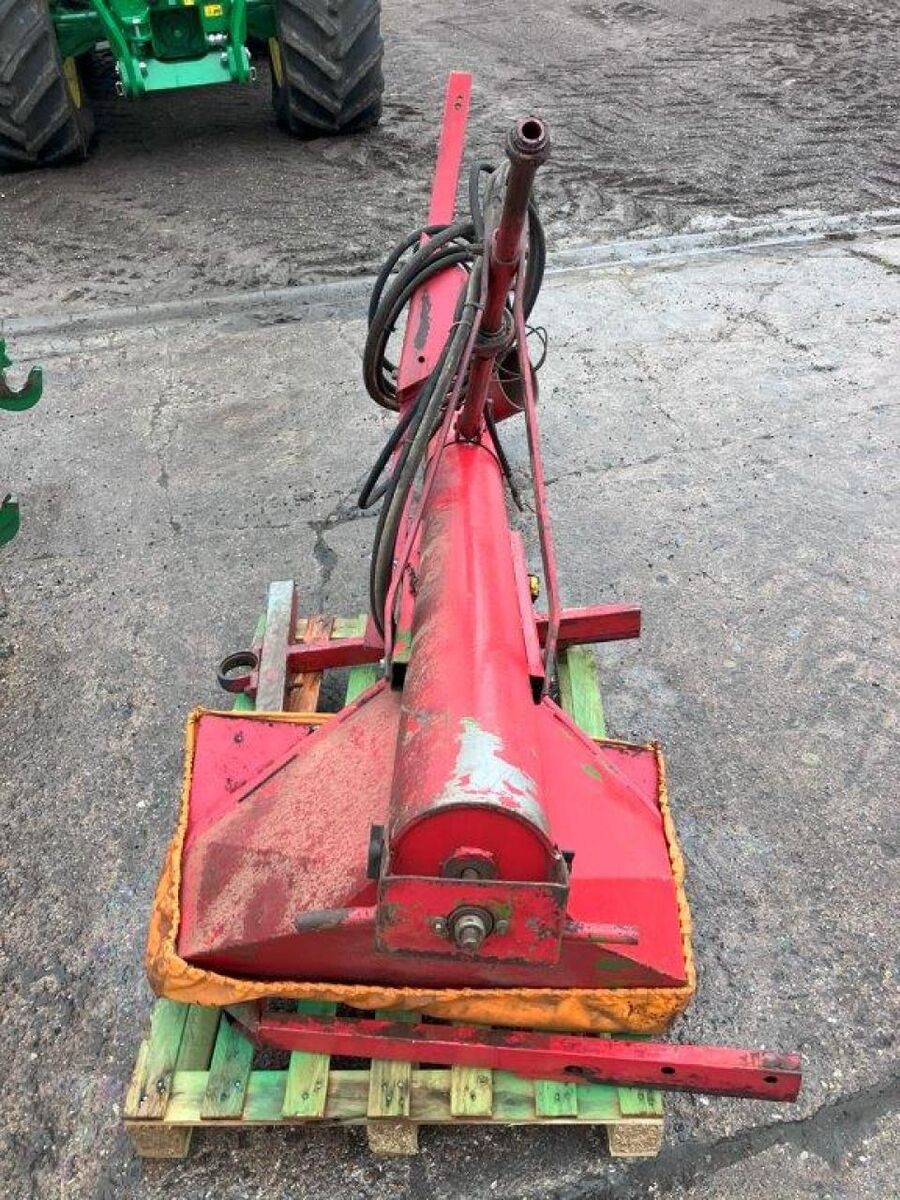 UNBEKANNT mit Trichter 2