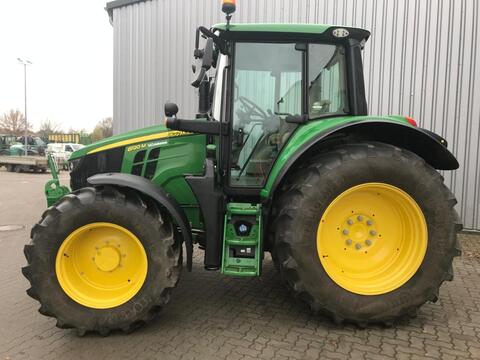 John Deere 6120M