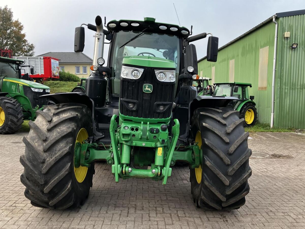 John Deere 6230R 3