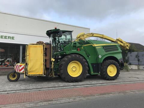 John Deere 8600