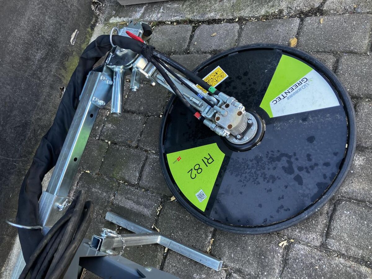 GreenTec Zaunmäher rechts 3