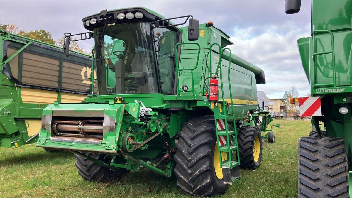 John Deere C 670 3