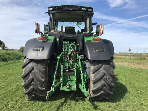 John Deere 6250R