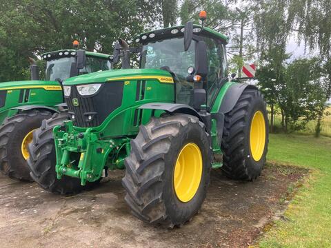 John Deere 6R 250