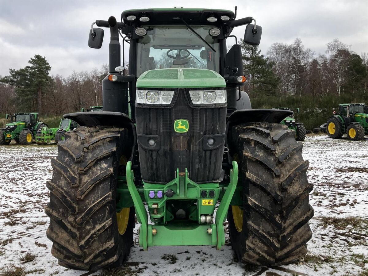 John Deere 7310R 3