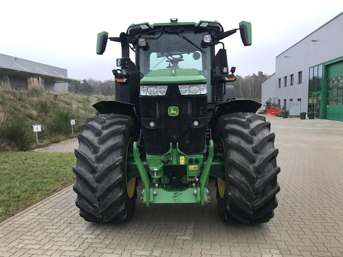 John Deere 7R 330 3