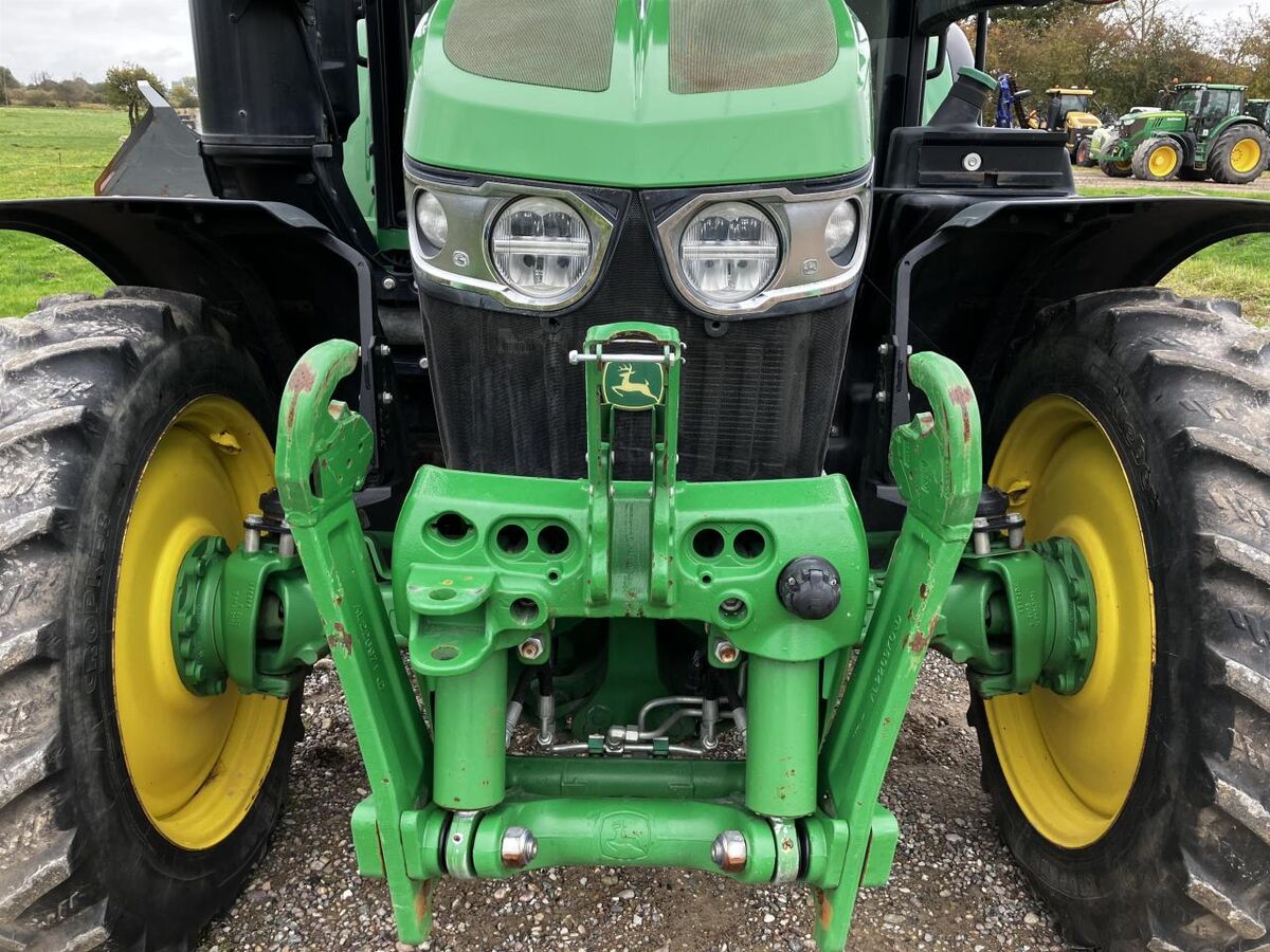 John Deere 6120M 3