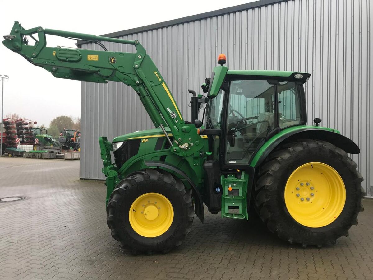 John Deere 6R 110 1