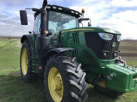 <strong>John Deere 6195R</strong><br />