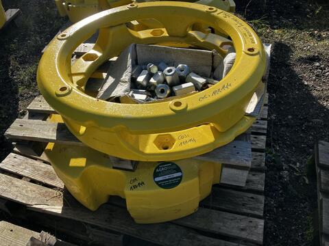 John Deere 70 Kg + 900 kg
