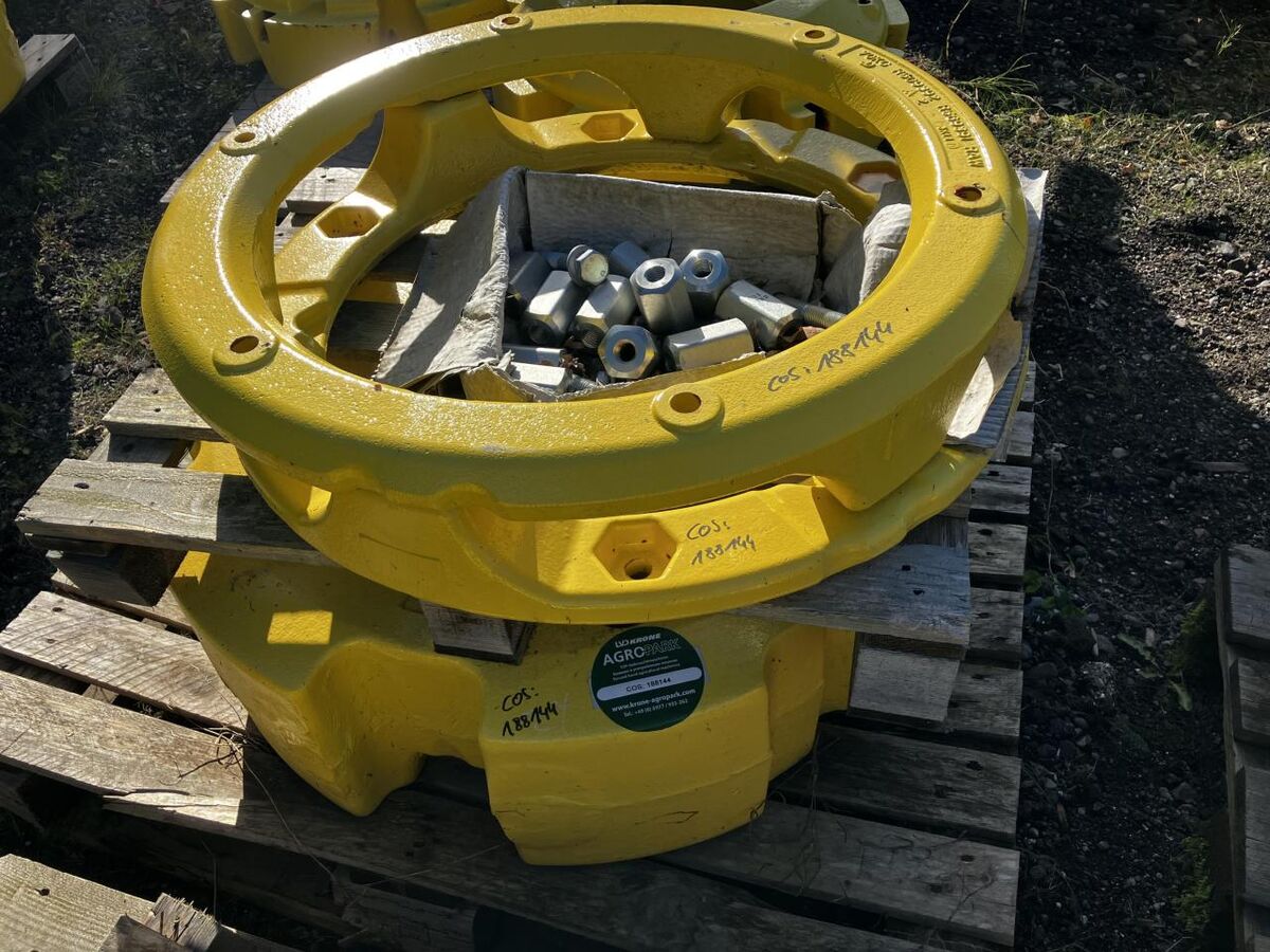 John Deere 70 Kg + 900 kg 1