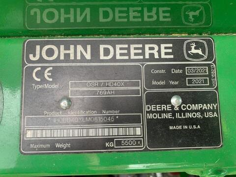John Deere X9-1100