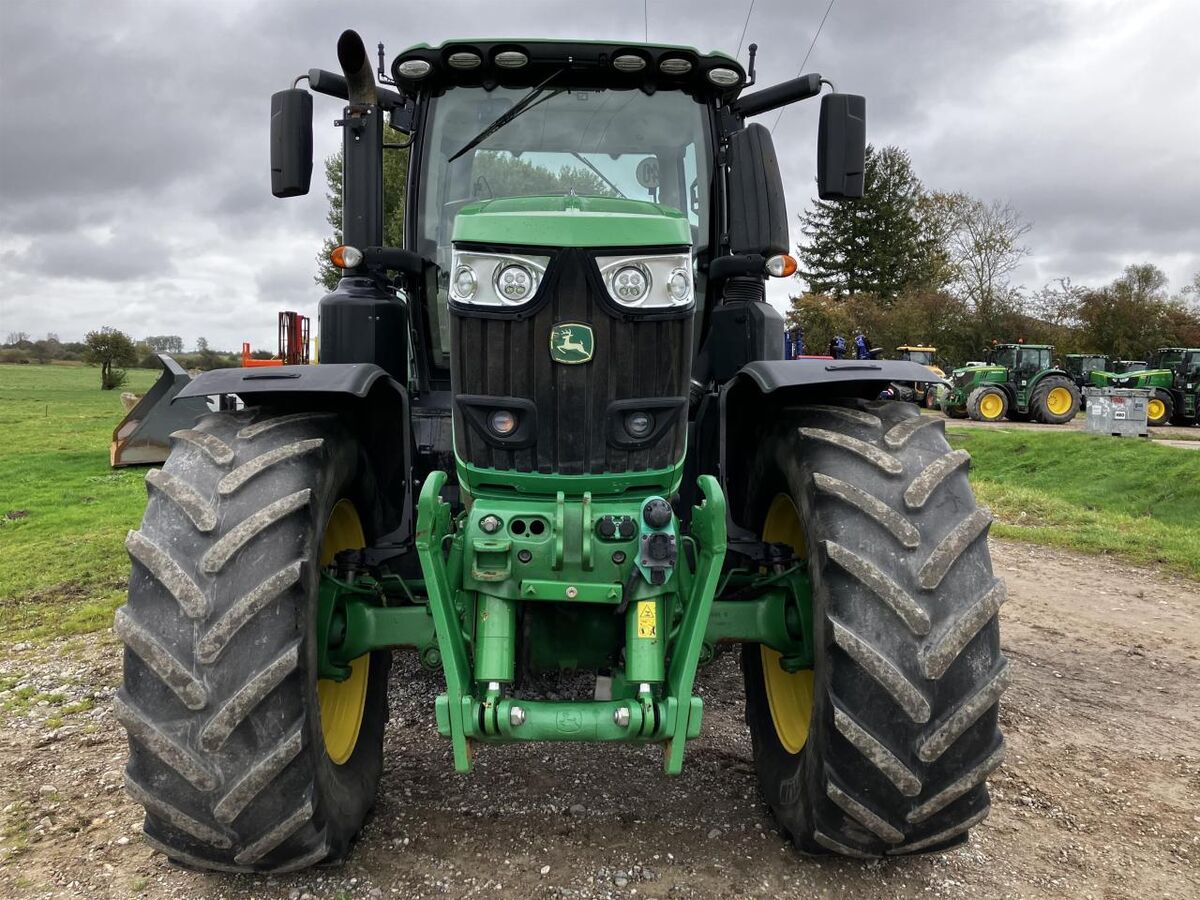 John Deere 6230R 3