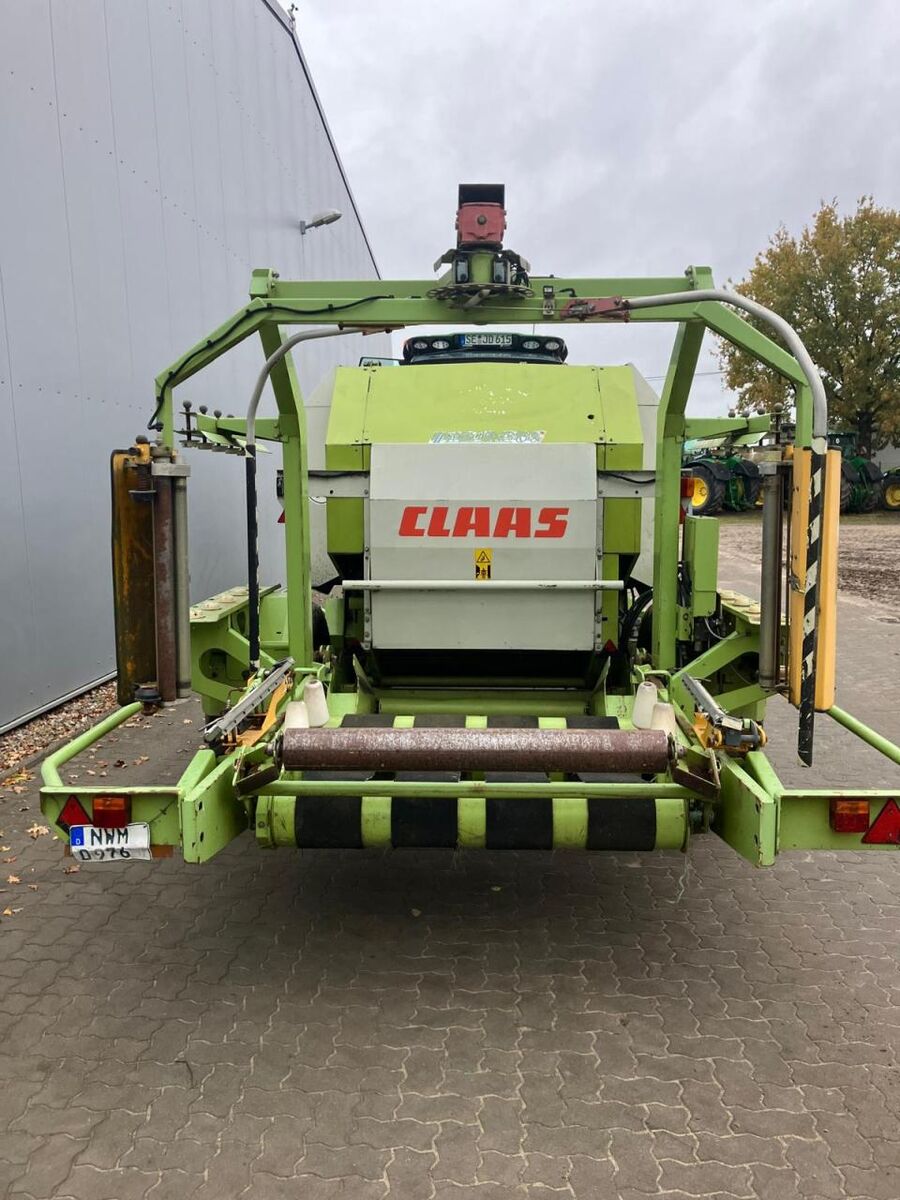 Claas Rollant 255 2