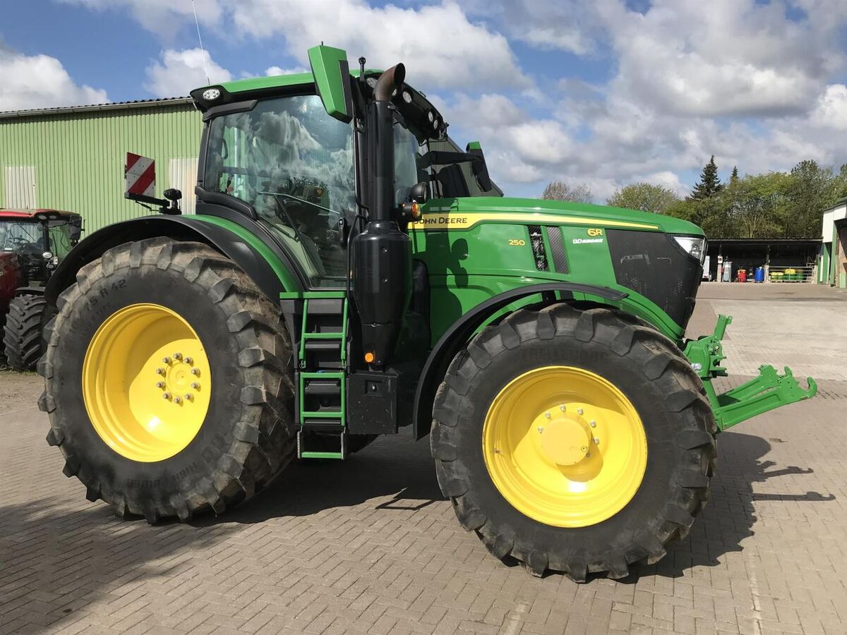 John Deere 6R 250 2