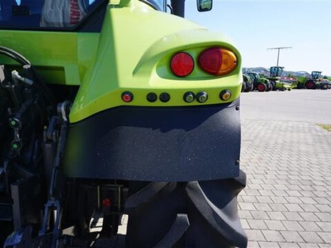 CLAAS ARION 520 CIS