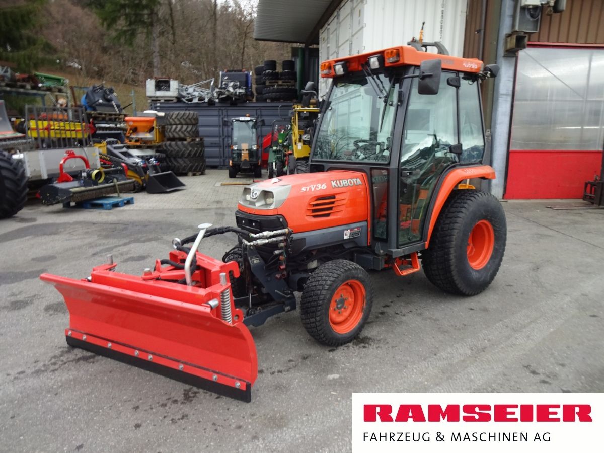 Kubota STV 36 2
