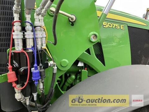 John Deere 5075 E + H 240 2