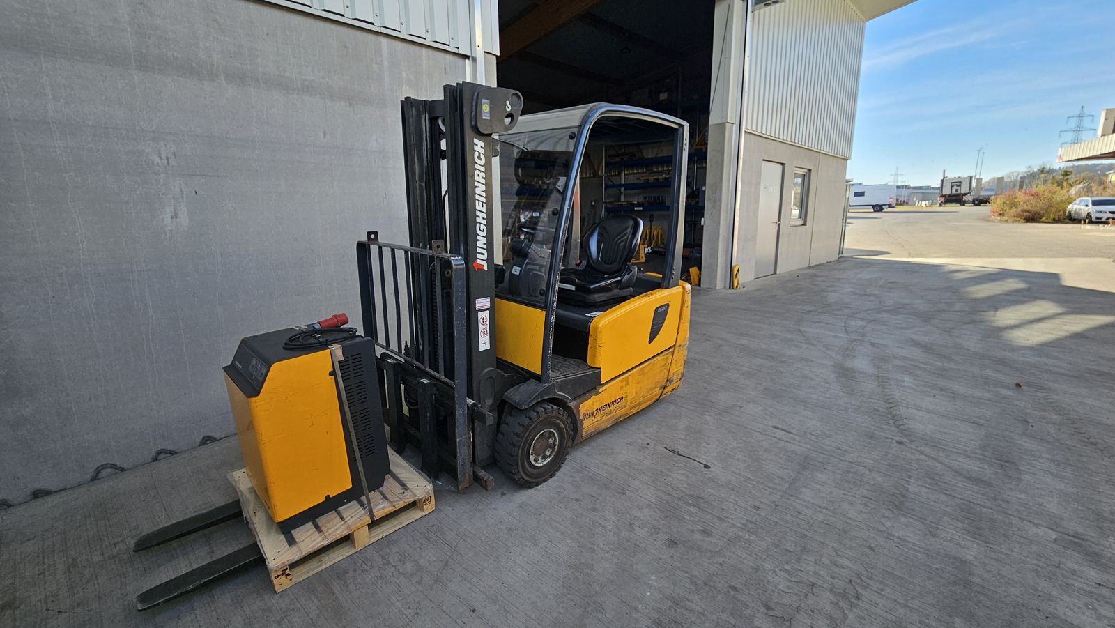 Jungheinrich Triplex 4,3m 1