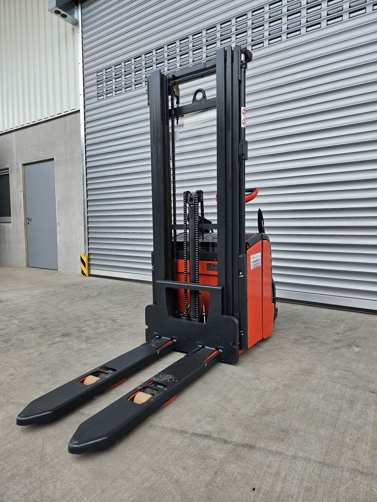 Linde Triplex 4,7m, Initialhub, Batterie NEU 2