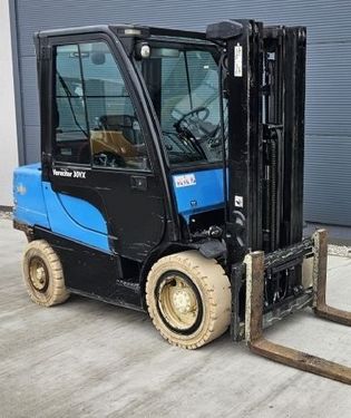 Yale Triplex 4,6m, Kabine, Hublast 3T