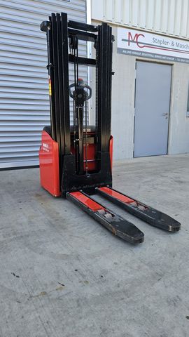 Manitou Hochhubwagen Triplex 4,2m